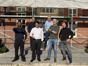 Samenwerking RedFoxBlue Synthwave Solutions